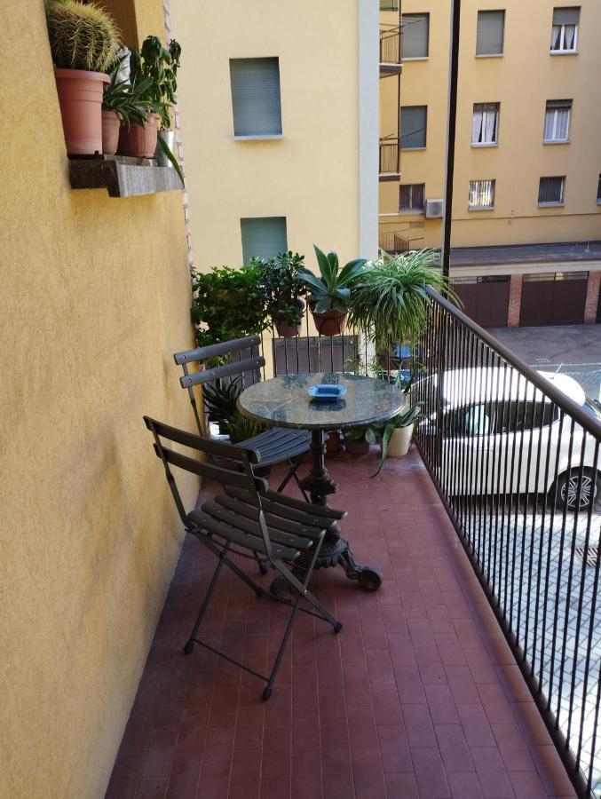 Appartamento Spazioso In Mazzini Bologna Eksteriør bilde